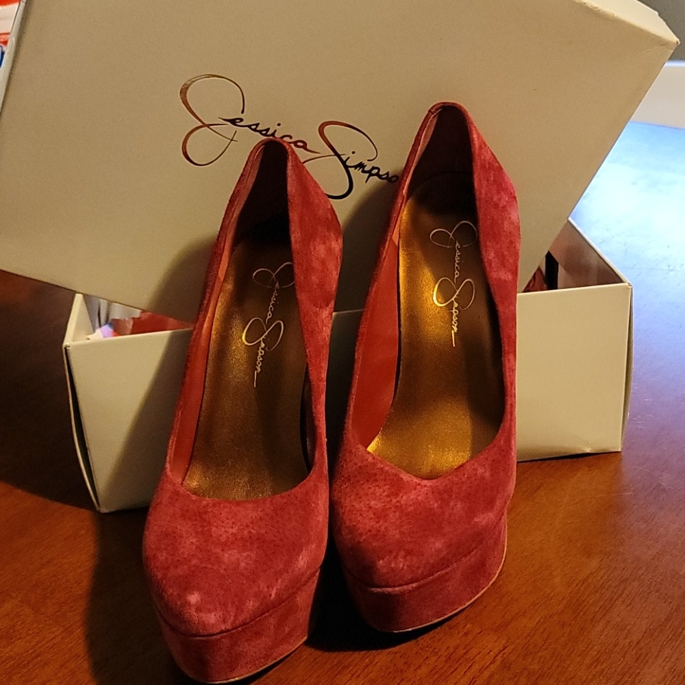 Jessica Simpson heels